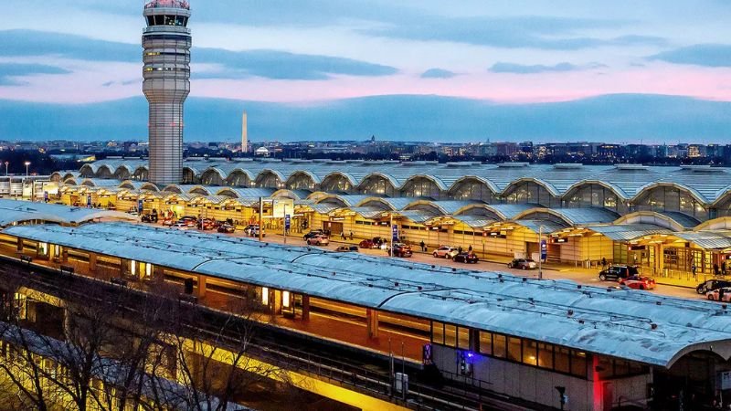 Delta Airlines DCA Terminal – Ronald Reagan Washington National Airport